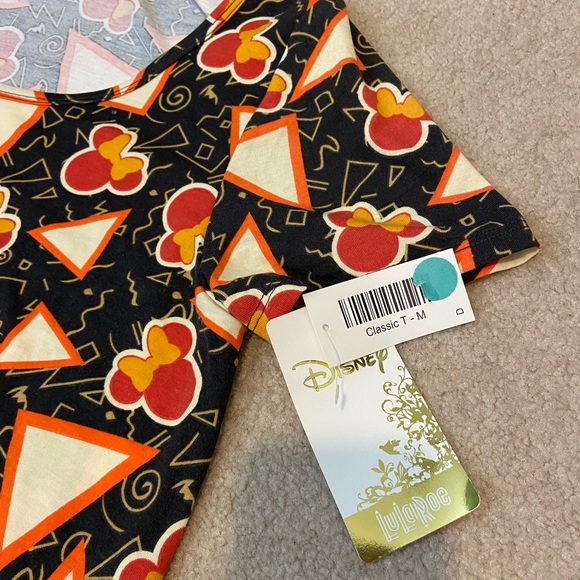 LuLaRoe M Disney Classic T Shirt Minnie Mouse with Triangles on Black - Picture 2 of 5